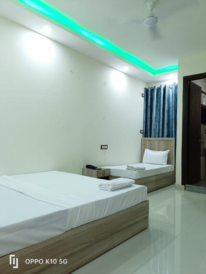 Hotel Qualia Suites At Delhi Airport New Delhi Exterior photo