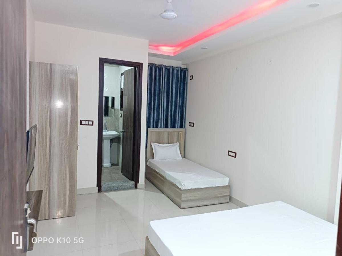 Hotel Qualia Suites At Delhi Airport New Delhi Exterior photo